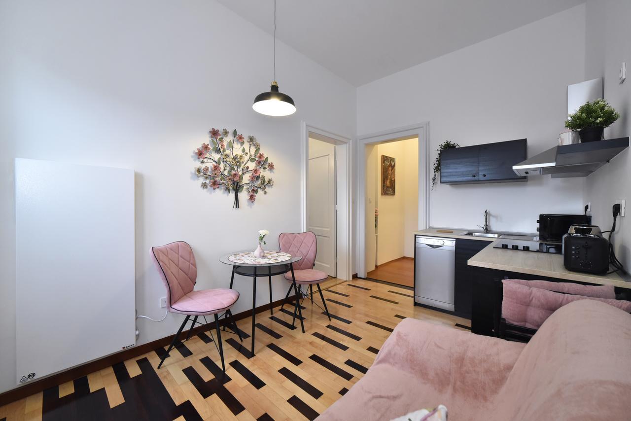 Favourite Apartments Zagreb Ngoại thất bức ảnh